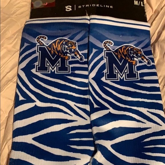 Memphis tigers men’s dress socks NWT size M/L - Picture 3 of 3